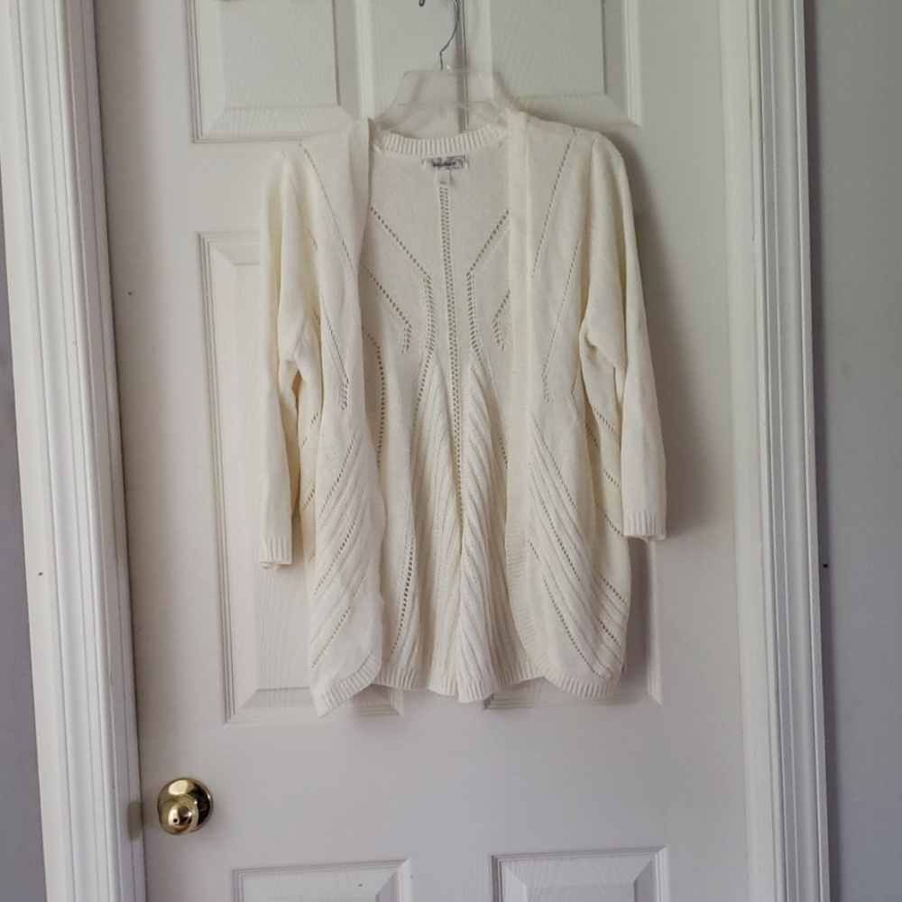 Dressbarn, LG